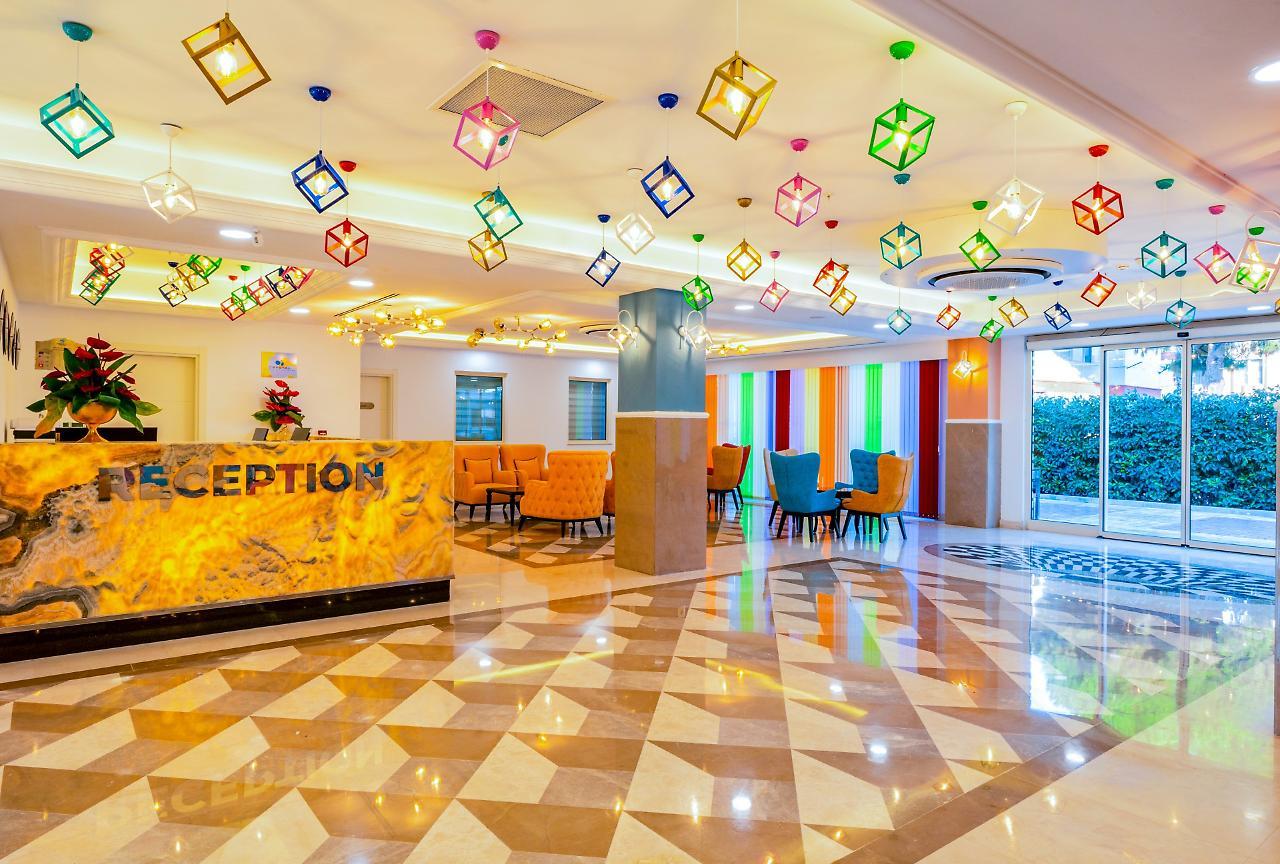 Crystal Club World Of Colours Hotel Bogazkent Eksteriør billede